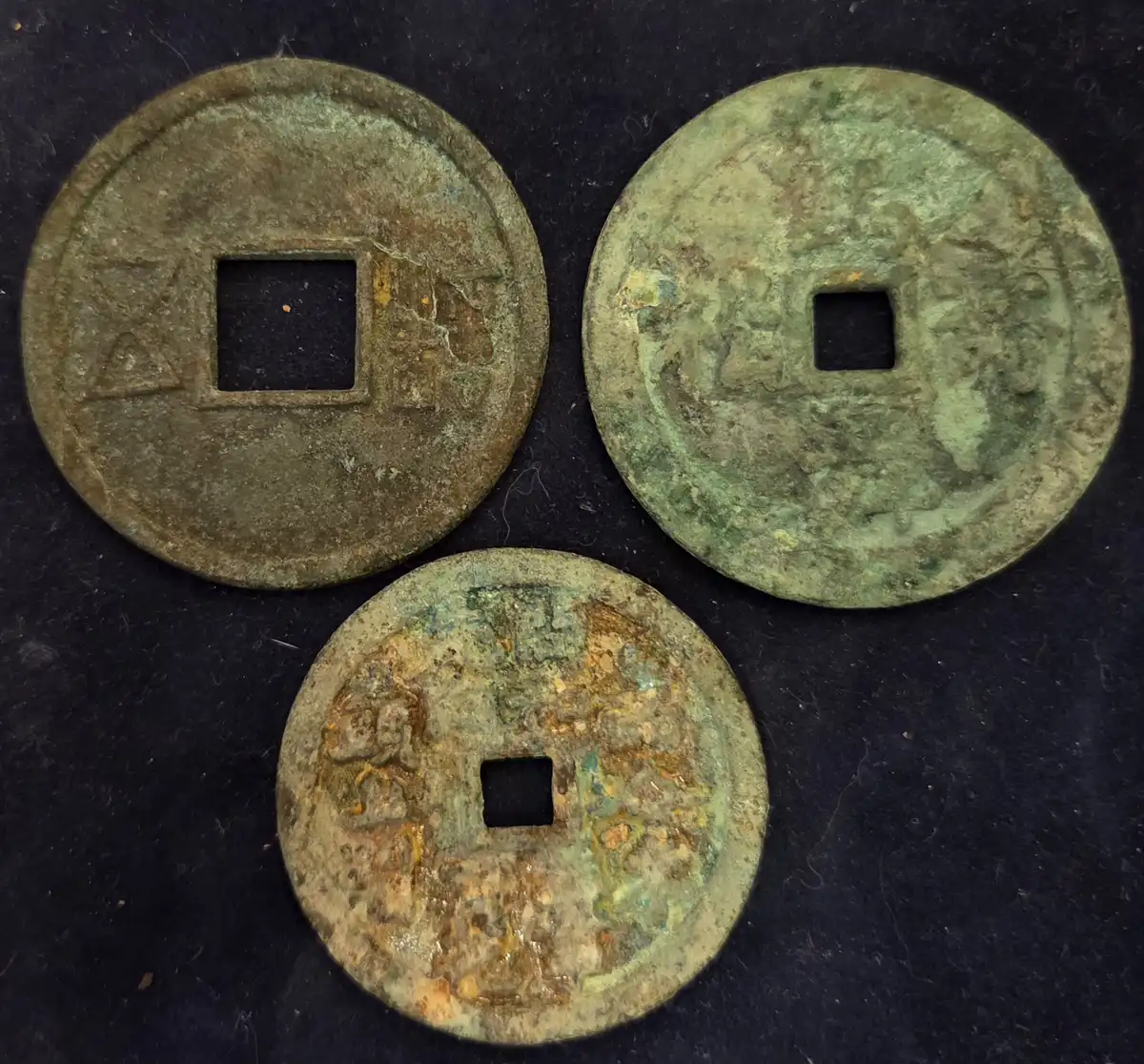 Japanese-/-Chinese-Coins-And-Charms-,-ID-Help---9/9